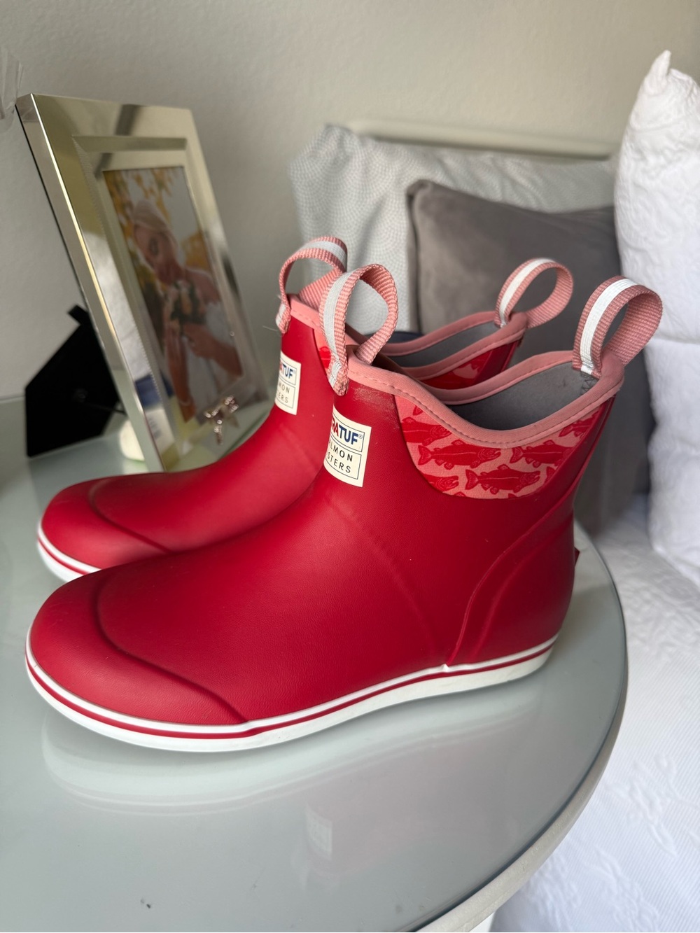 Xtratuf Great Joules Ladies Red Short Rain Boots size 7